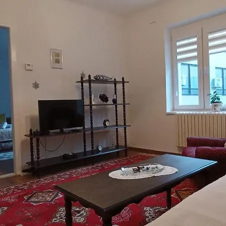 Dali *